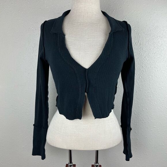 PAC V-Neck Cropped Sweater Top Size M EUC - Picture 1 of 6